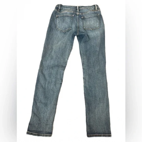 Kancan Women’s Medium Wash Distressed Mid Rise Straight Jeans Size 9 - Picture 2 of 9